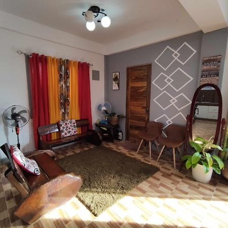 Zia Homestay Burgos  외부 사진