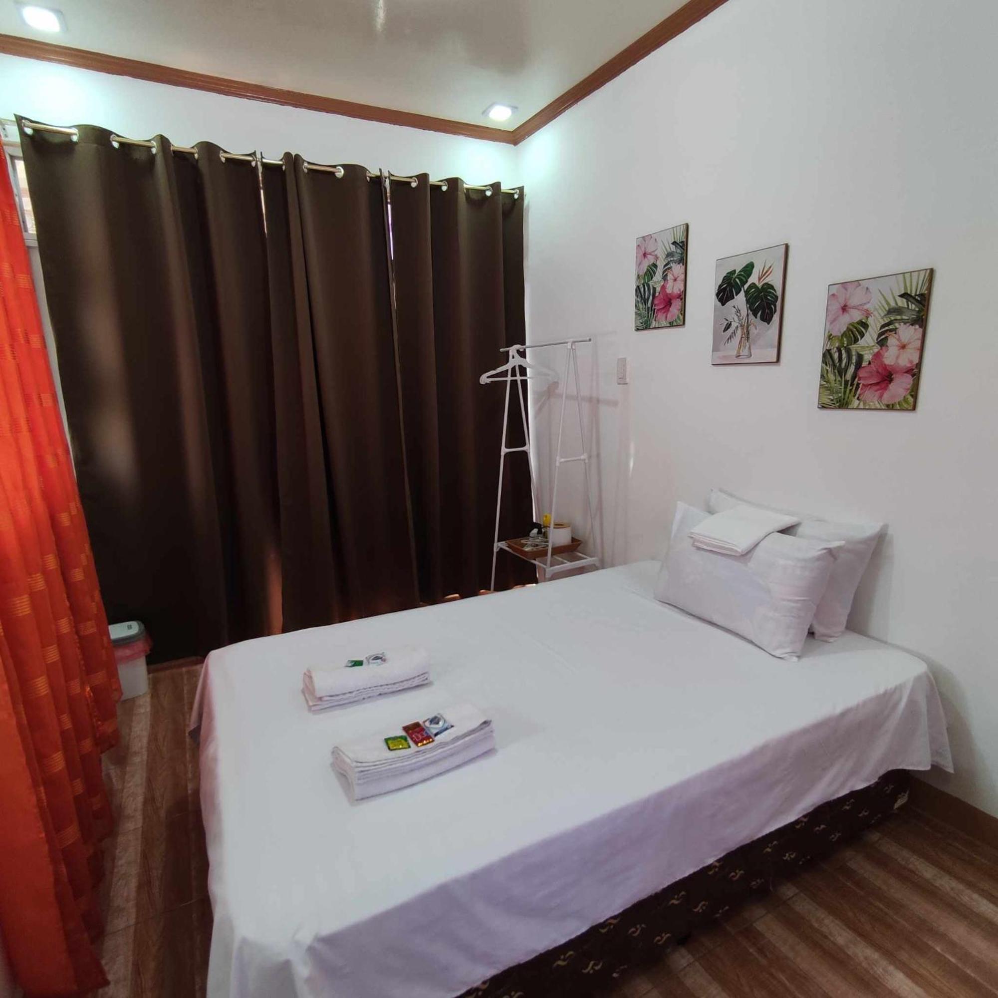 Zia Homestay Burgos  객실 사진