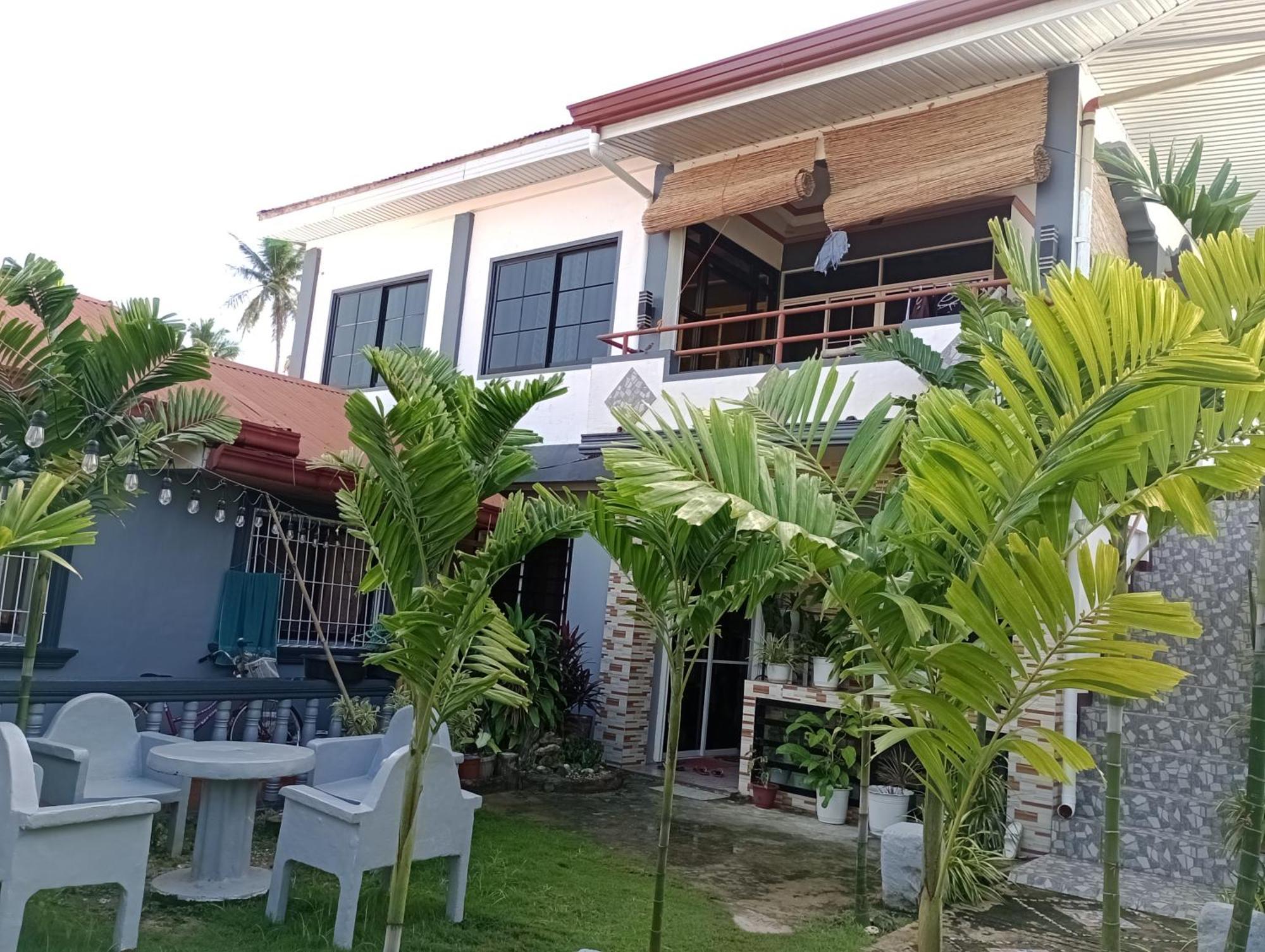 Zia Homestay Burgos  외부 사진
