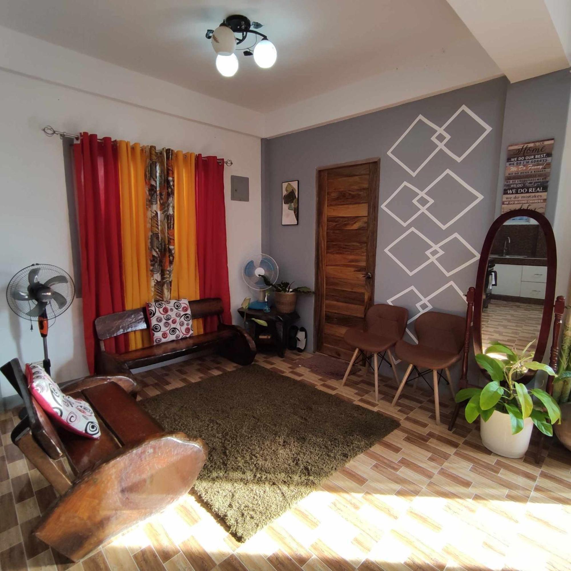 Zia Homestay Burgos  외부 사진